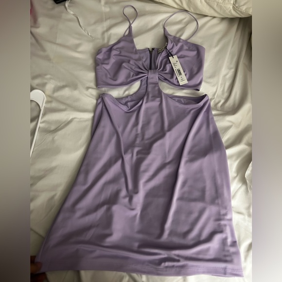 Alice + Olivia Havana Sleeveless Cut Out Minidress - Picture 10 of 11